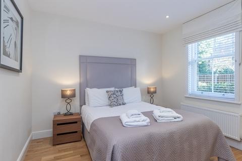 2 bedroom ground floor flat to rent, Two Bedroom Two Bathroom | Ground Floor Apartment | To Let | Hamlet Gardens | Ravenscourt Park | W6