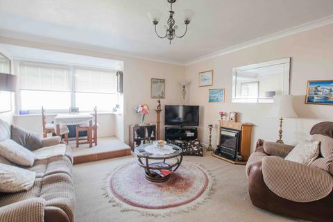 2 bedroom flat for sale, Cliff Parade, Hunstanton, PE36