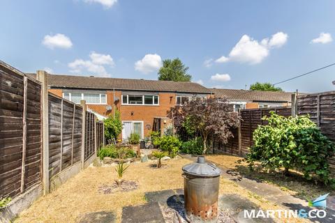 32 Chip Close, Birmingham, B38 8XF