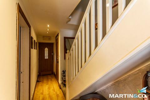 32 Chip Close, Birmingham, B38 8XF