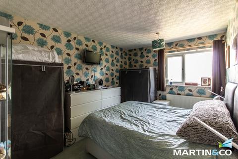 32 Chip Close, Birmingham, B38 8XF