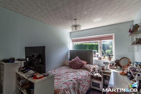 32 Chip Close, Birmingham, B38 8XF