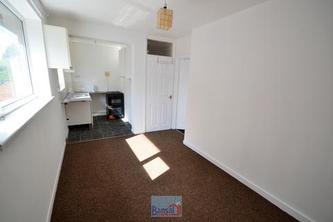 1 bedroom apartment to rent, North Street, CV2