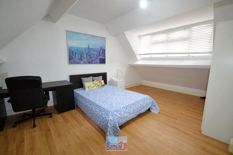 undefined, Queen Victoria Rd, City Centre CV1