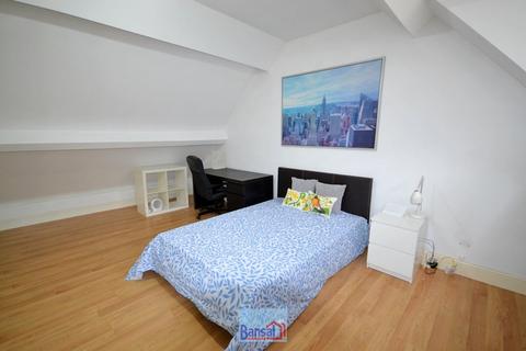 undefined, Queen Victoria Rd, City Centre CV1