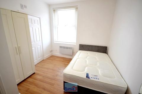 1 bedroom flat to rent, Queen Victoria Rd, City Centre CV1