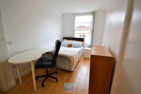 undefined, High Street, City Centre CV1