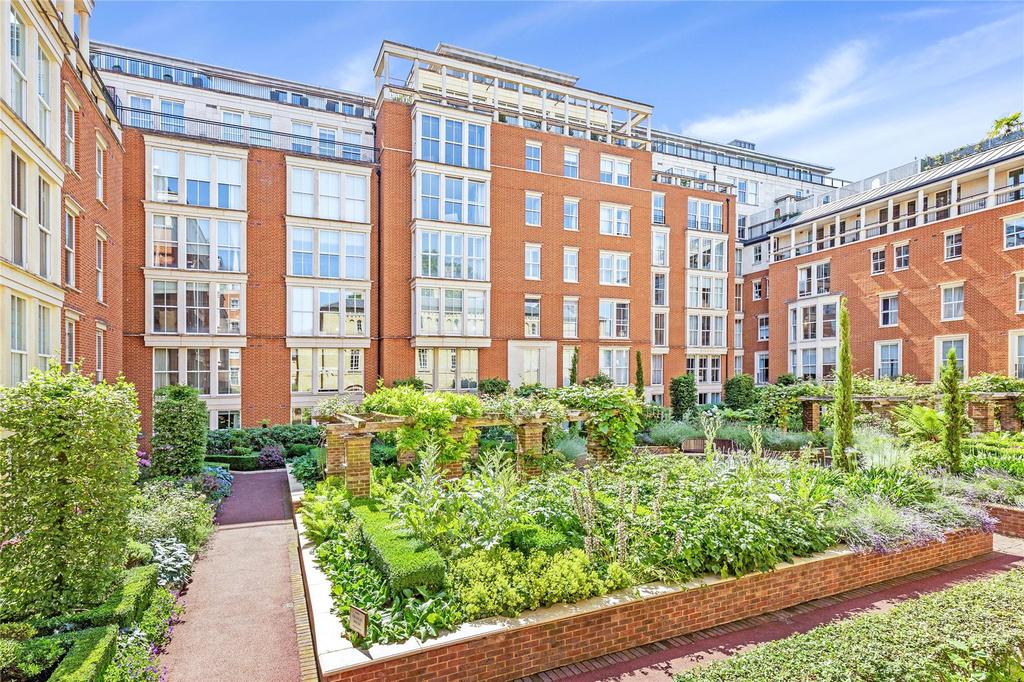 Francis House, Kings Chelsea... 1 bed apartment £675,000