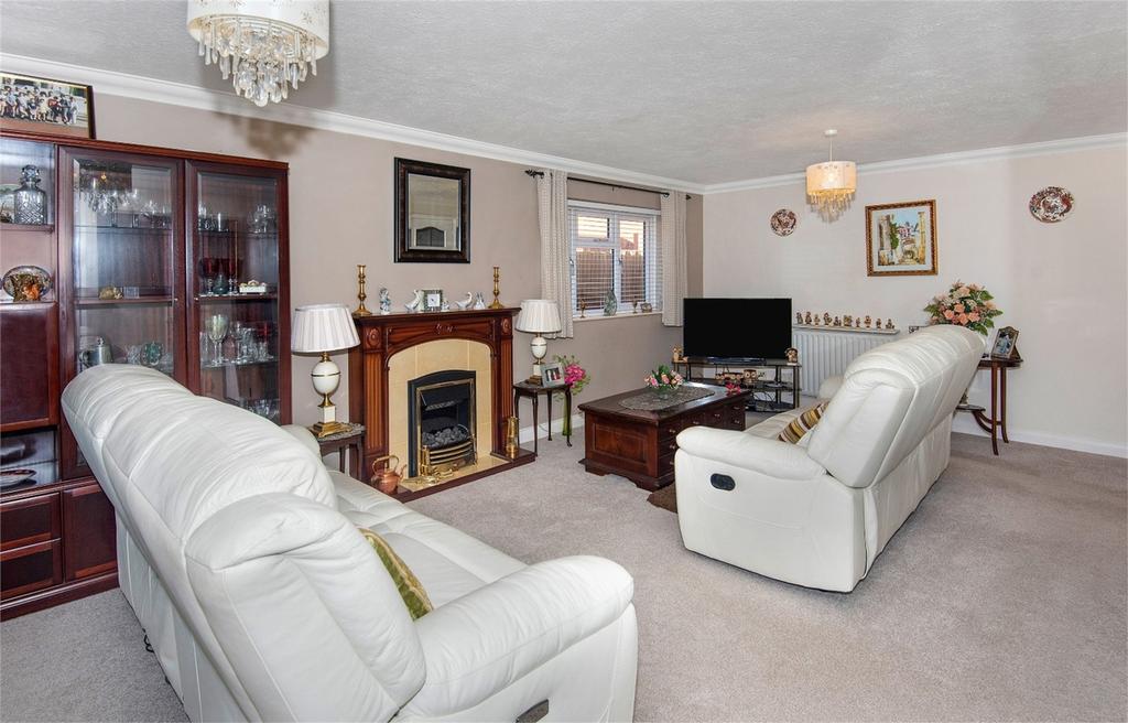 Grand Drive, Herne Bay, Kent 3 bed detached bungalow £460,000