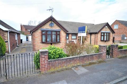 2 bedroom semi-detached bungalow to rent - Ashburnham Road, Thorne, Doncaster