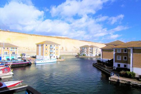 2 bedroom apartment to rent, Victory Mews, Brighton Marina Village