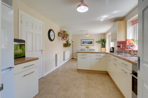 1 Bats Roost, Cranbrook, Exeter, EX5 7EF