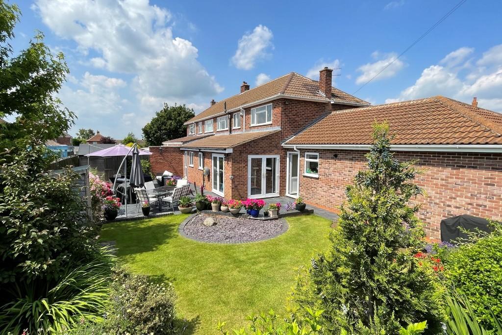 Sussex Avenue, Melton Mowbray 3 bed semidetached house £335,000