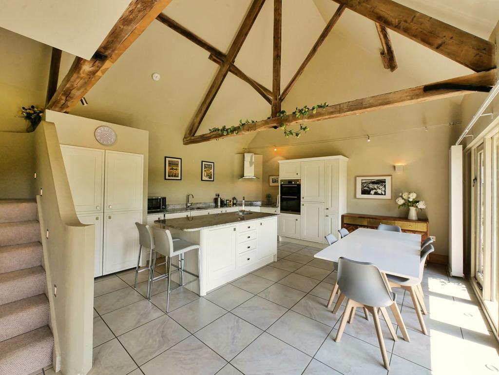 Kitchen diner