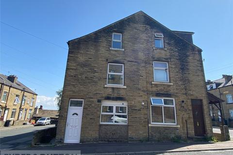 2 bedroom end of terrace house to rent, Fenton Road, King Cross, Halifax, HX1