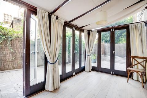 3 bedroom apartment to rent, Hereford House, Fulham Road, London, SW10