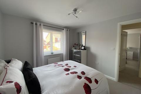 7 Bryn Meurig, Llanharry, Pontyclun, CF72 9FY