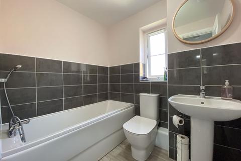 27 Bryn Meurig, Llanharry, Pontyclun, CF72 9FY