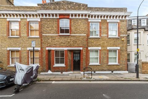 3 bedroom terraced house to rent, Burlington Road, Fulham, London