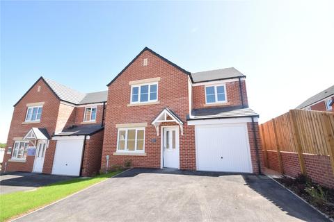 4 bedroom detached house to rent, Daisy Bank Avenue, Micklefield, Leeds, West Yorkshire