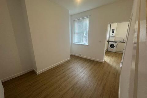 2 bedroom terraced house to rent, Midlothian Street, Clayton, Manchester, Lancashire, M11 4EP