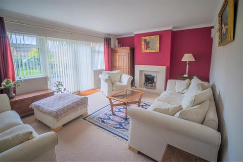 Belvedere Eastwick Road, Bookham, Leatherhead, KT23 4BJ