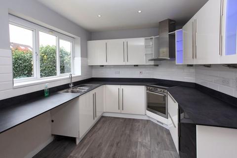 8 Hookacre Grove, Priorslee, Telford, TF2 9GG