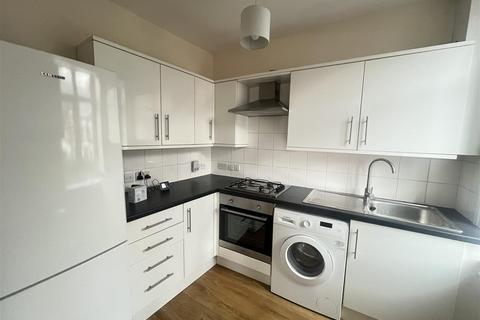 1 bedroom flat to rent, Chichele Road, Willesden Green