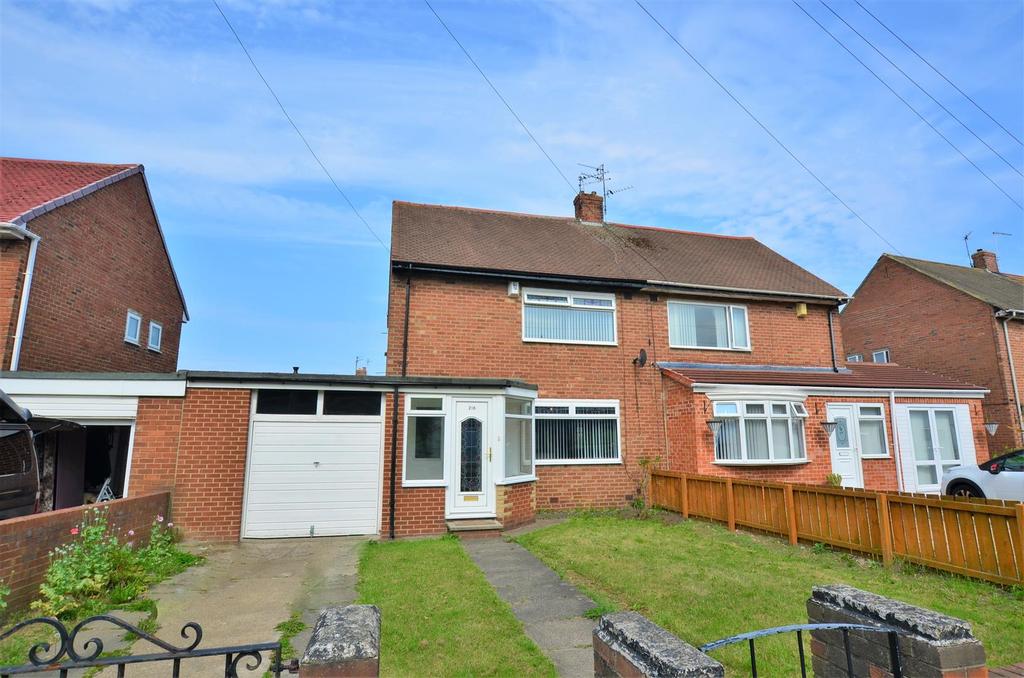 Leechmere Road, Grangetown, Sunderland 3 bed semidetached house £650