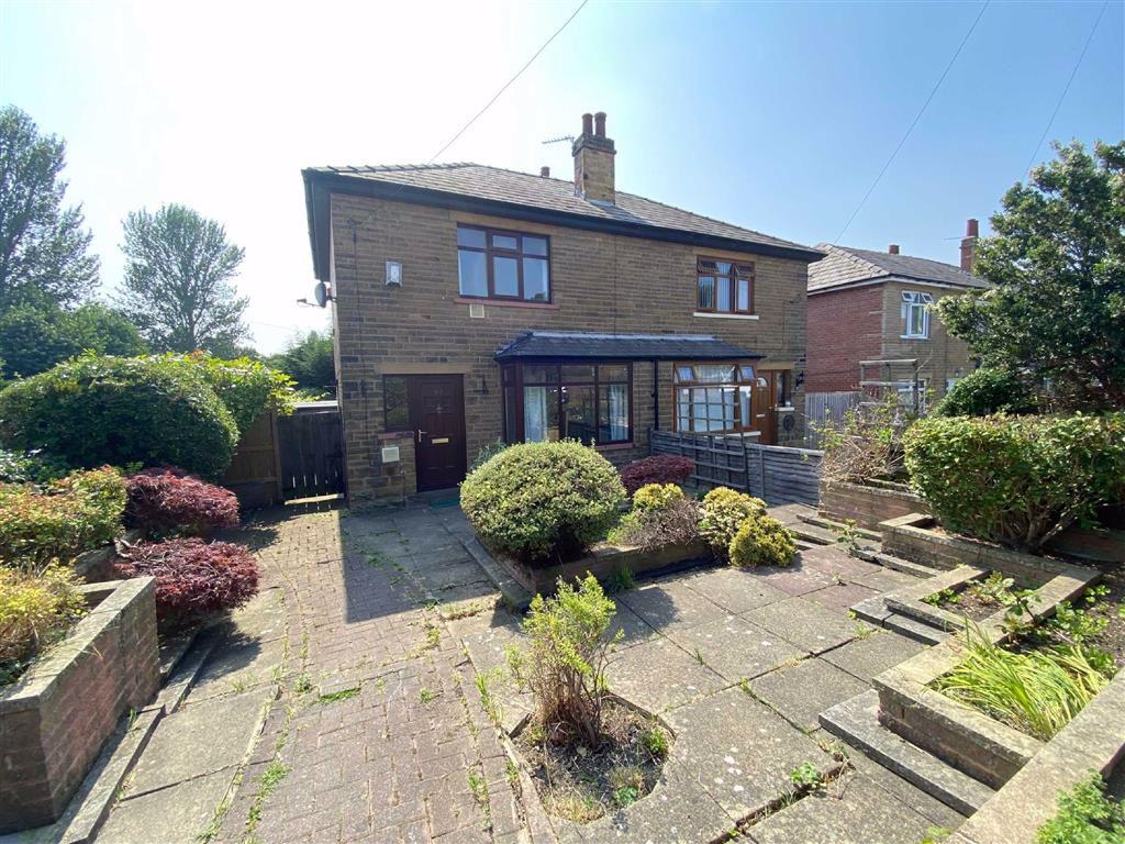 Chapel Lane, Heckmondwike, WF16 2 bed semidetached house £625 pcm (£