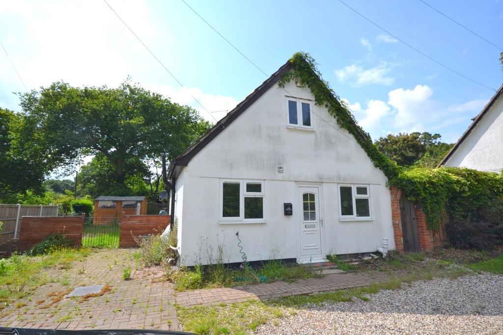 Hyde Lane, Danbury 2 bed detached house £400,000