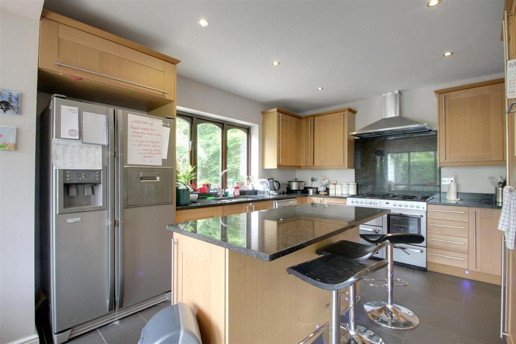 Kitchen.jpg