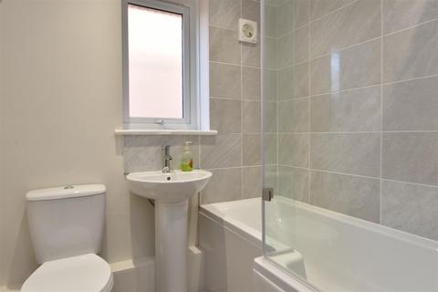 34 Hall Brow Close, Ormskirk, L39 2YX