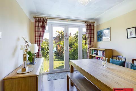9 Bleasdale Close, Aughton, Ormskirk, L39 6RU