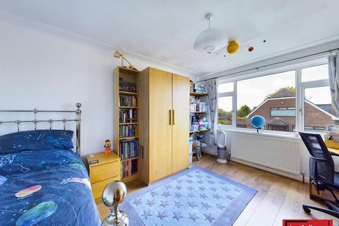 9 Bleasdale Close, Aughton, Ormskirk, L39 6RU