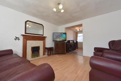 75 Manor Avenue, Burscough, Ormskirk, L40 7TT
