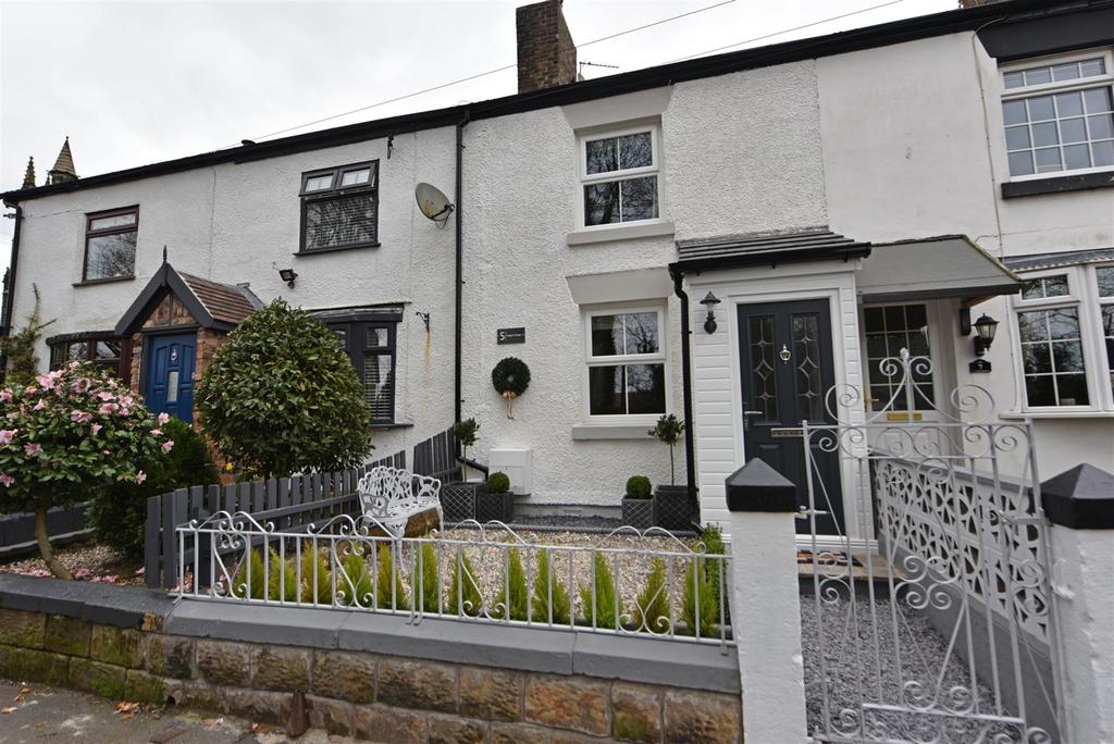 Long Lane, Aughton, Lancashire 2 bed terraced house £235,000