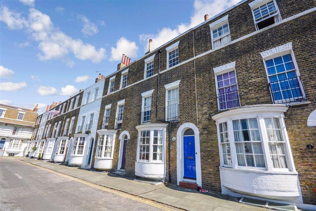 Spencer Square, Ramsgate, Kent 4 bed terraced house £425,000