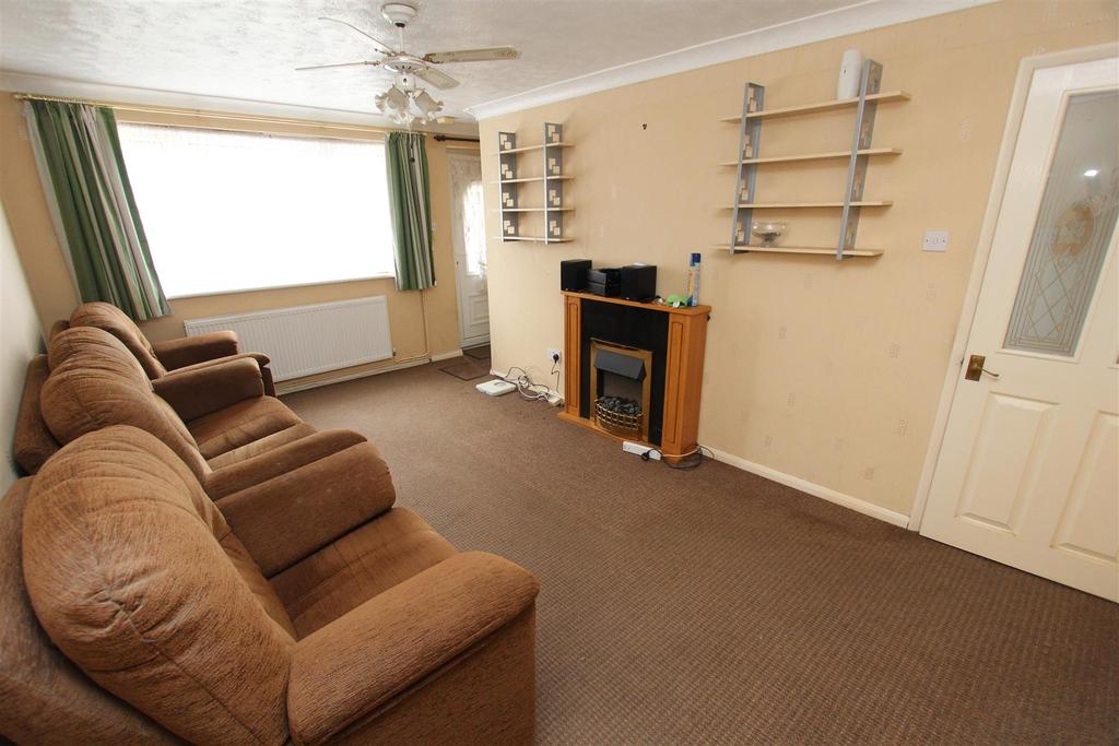 Danes Drive, LeysdownOnSea, Sheerness 2 bed detached bungalow £240,000