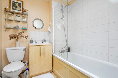 24 Legion Close, London, N1 1PJ