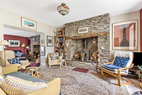 Hammonds House Castle Street, Combe Martin, Ilfracombe, EX34 0HX