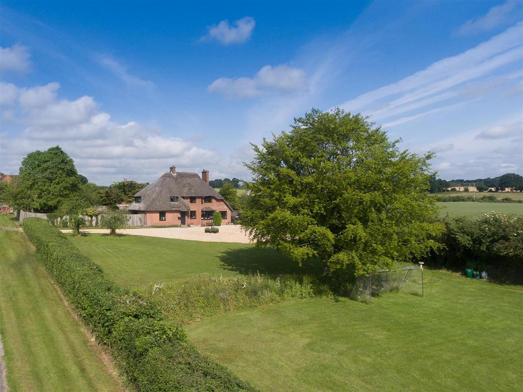 Lavender Cottage 1.jpg