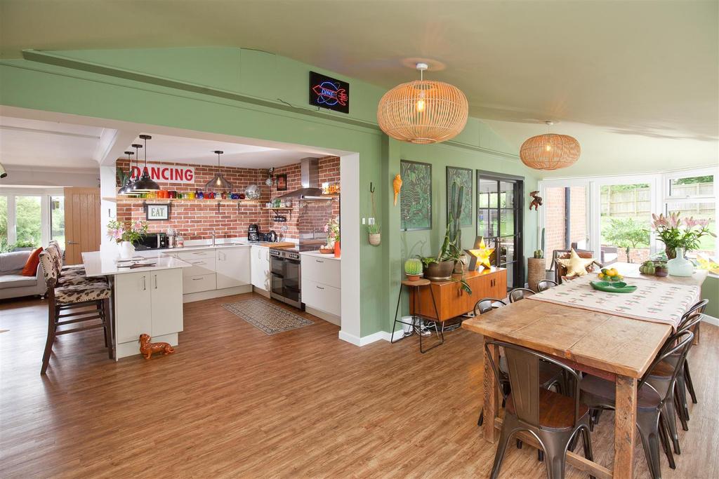 Lavender Cottage 7.jpg