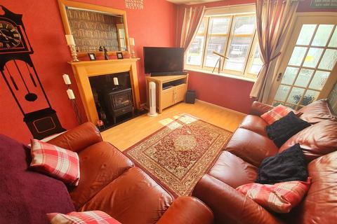 59 Beverley Avenue, Nuneaton, CV10 9JP