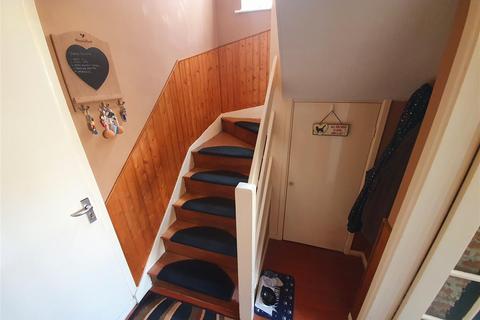 59 Beverley Avenue, Nuneaton, CV10 9JP