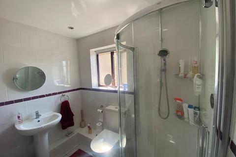 33 Kentstone Close, Northampton, NN2 8UH