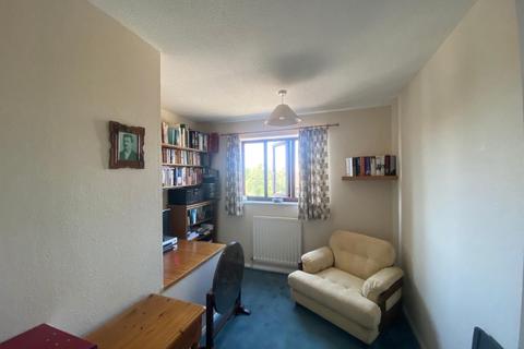 33 Kentstone Close, Northampton, NN2 8UH
