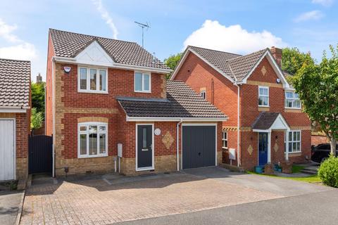 21 Jersey Close, Kennington, Ashford, TN24 9LD