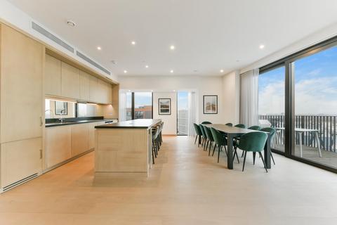 3 bedroom apartment to rent, Legacy Building, Embassy Gardens, London, SW11