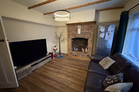 3 bedroom semi-detached house to rent, Dalbury Road, Hall Green , Birmingham  B28